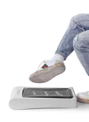 La temporada S / S es un dispositivo inteligente Sí Oficina en el hogar en el interior utilizando una máquina de película automática para zapatos
